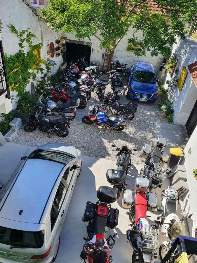 Family Apartment Near Old Town Mostar Kültér fotó